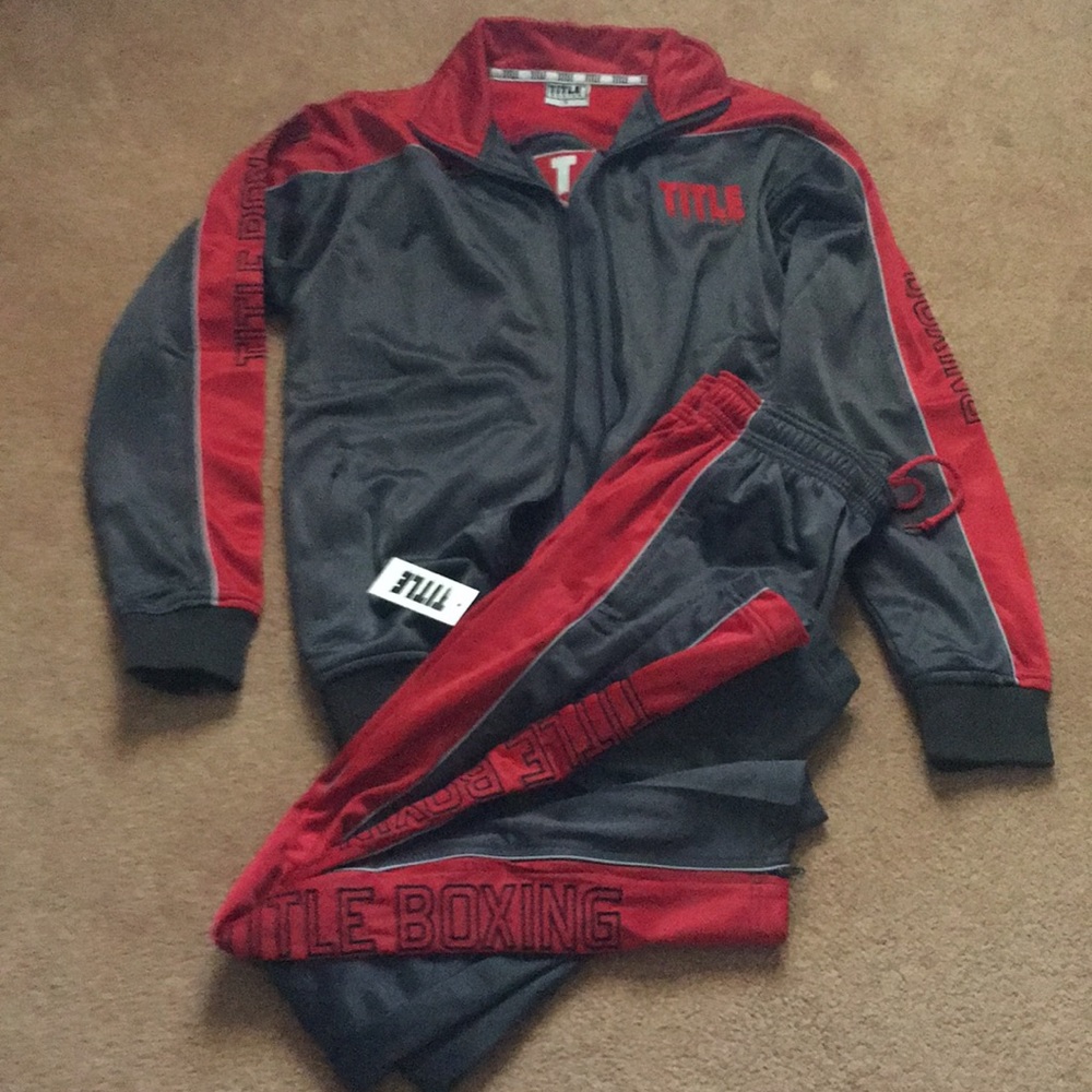 Track suite from TITLE BOXING company